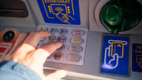 bankomat atm-2923515 1280